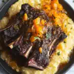 Tender Braised Short Ribs with Cheesy Grits: A Cozy Comfort Food Classic